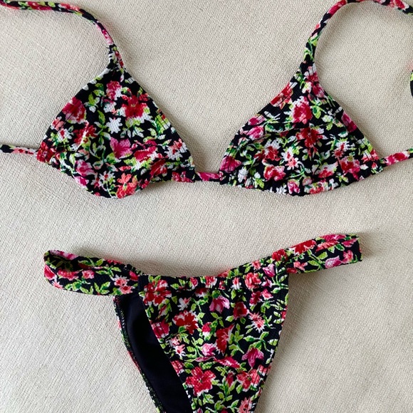 Feline Swim Bikini - Picture 4 of 4